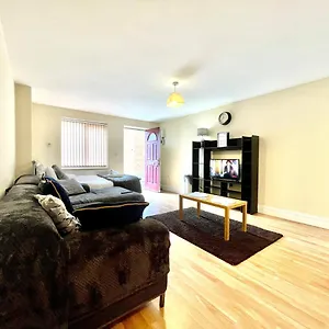  Apartment Lt Ground Floor 3